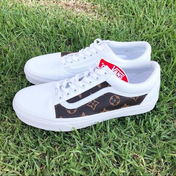 checkered vans size 2